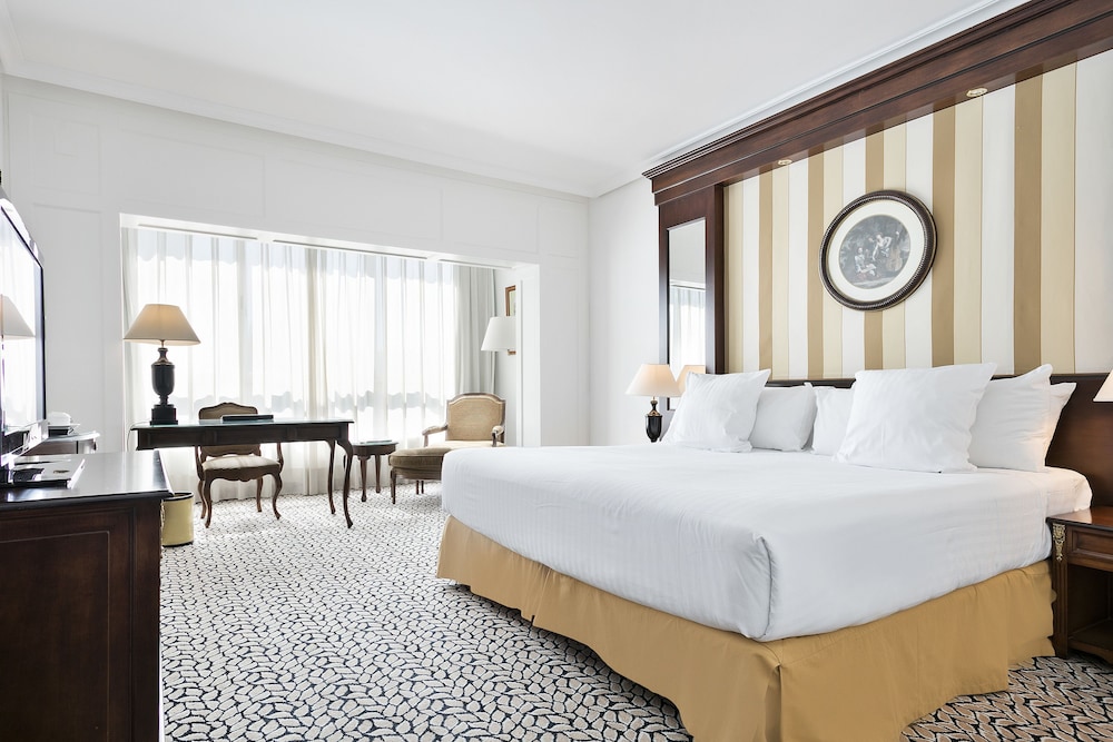 Melia Madrid Barajas 18/75