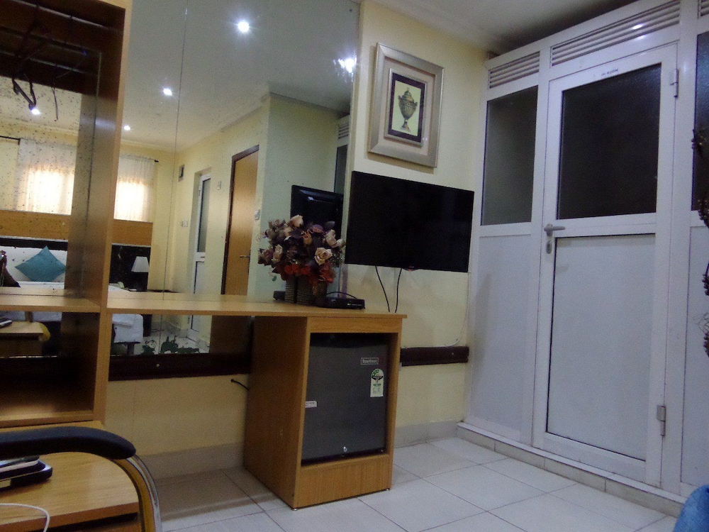 Deen Apartment Services 27/35