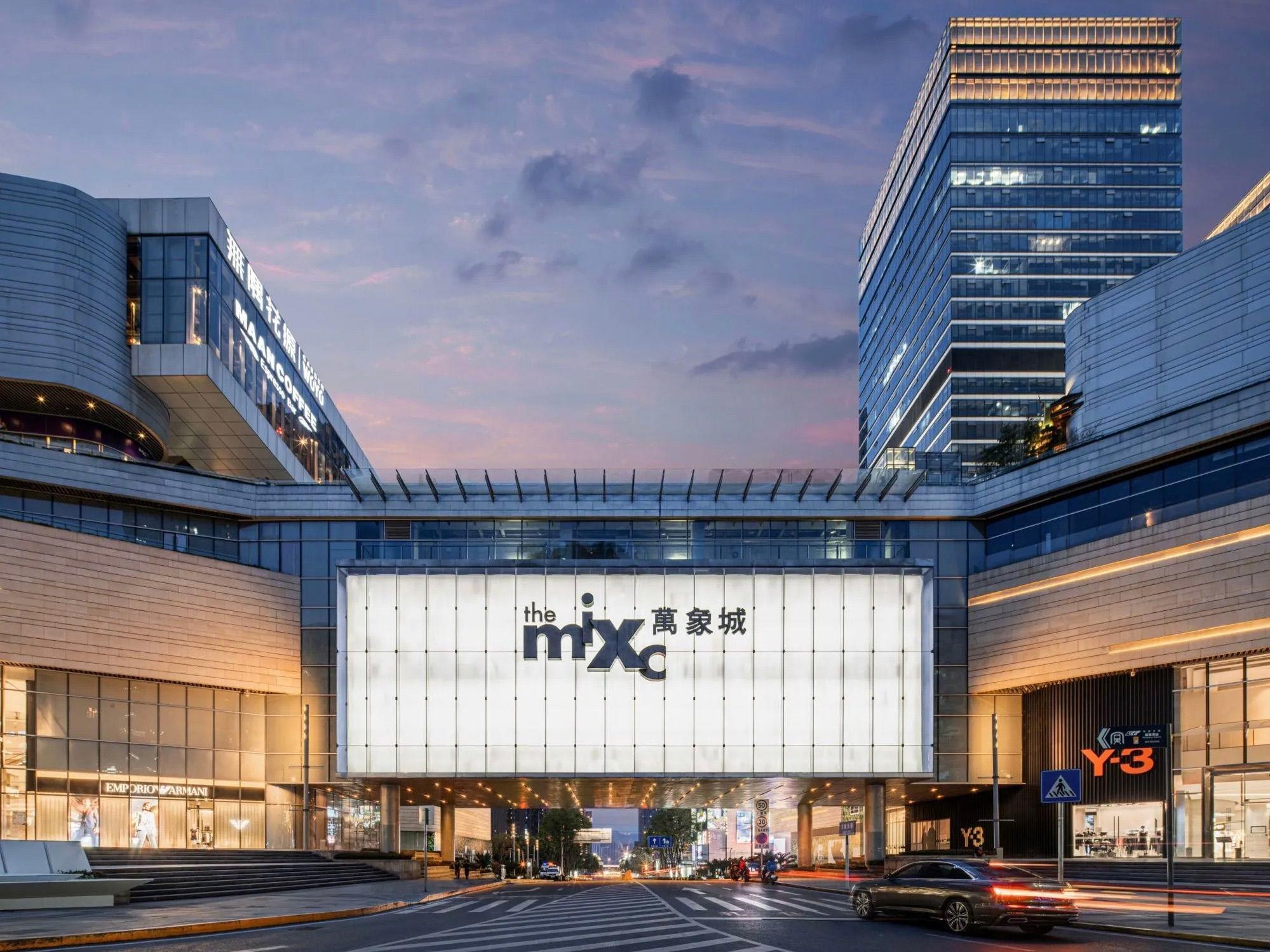 Lavande Hotel (Chongqing Nanping Pedestrian Street, Gongmao Metro Station) 7/53