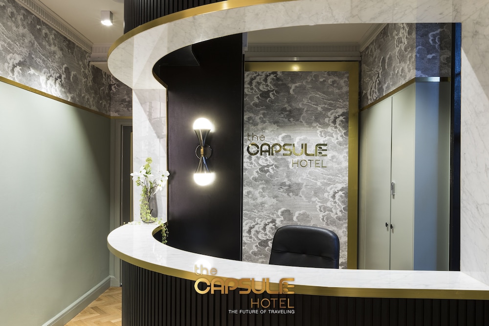 The Capsule Hotel 7/30