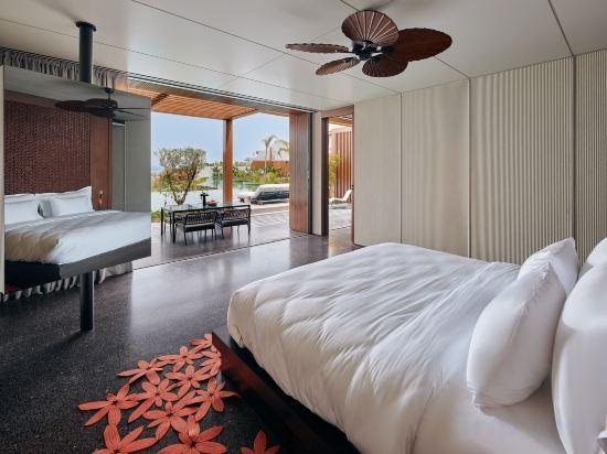 1 Bedroom, Lagoon, Triple, Double Bed, Sofa