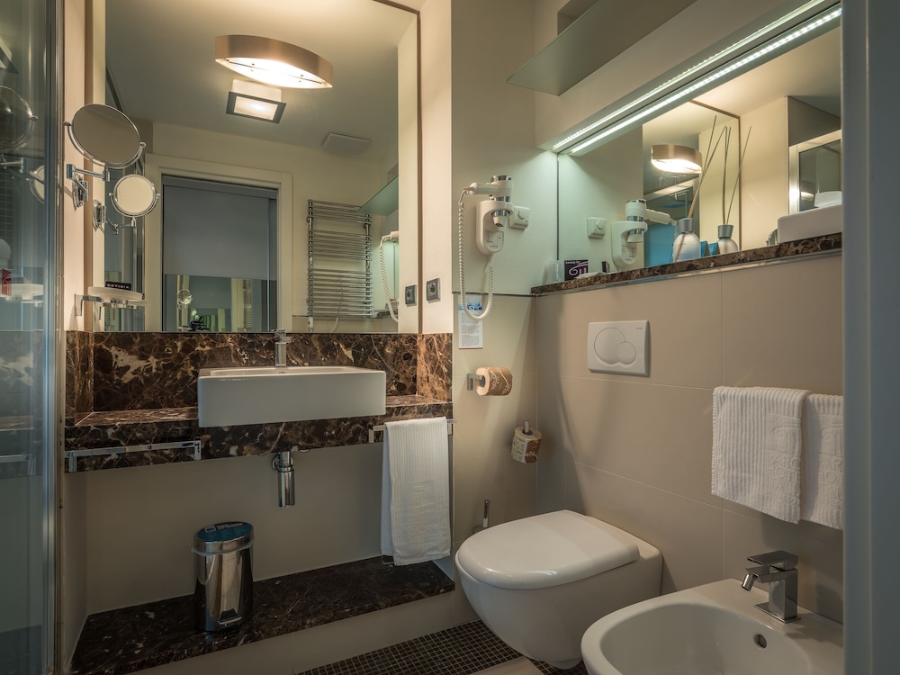 Parc Hotel Gritti 77/77