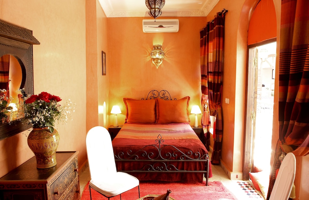 RIAD DJEMANNA 4/35