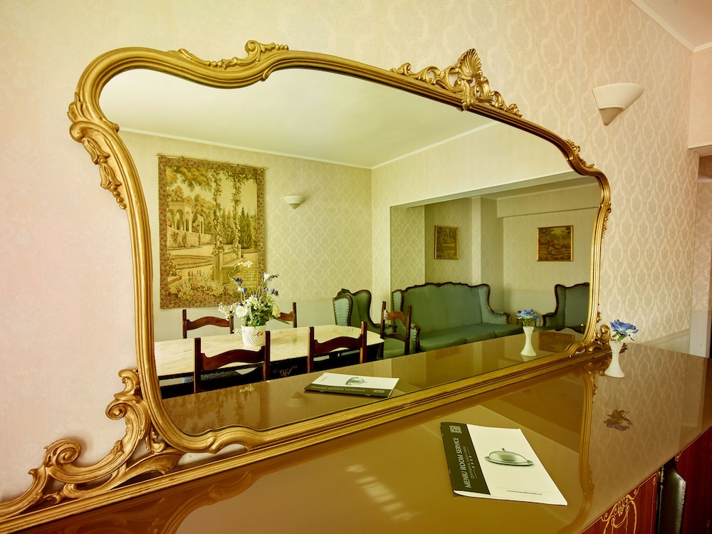 Continental Forum Oradea 45/46