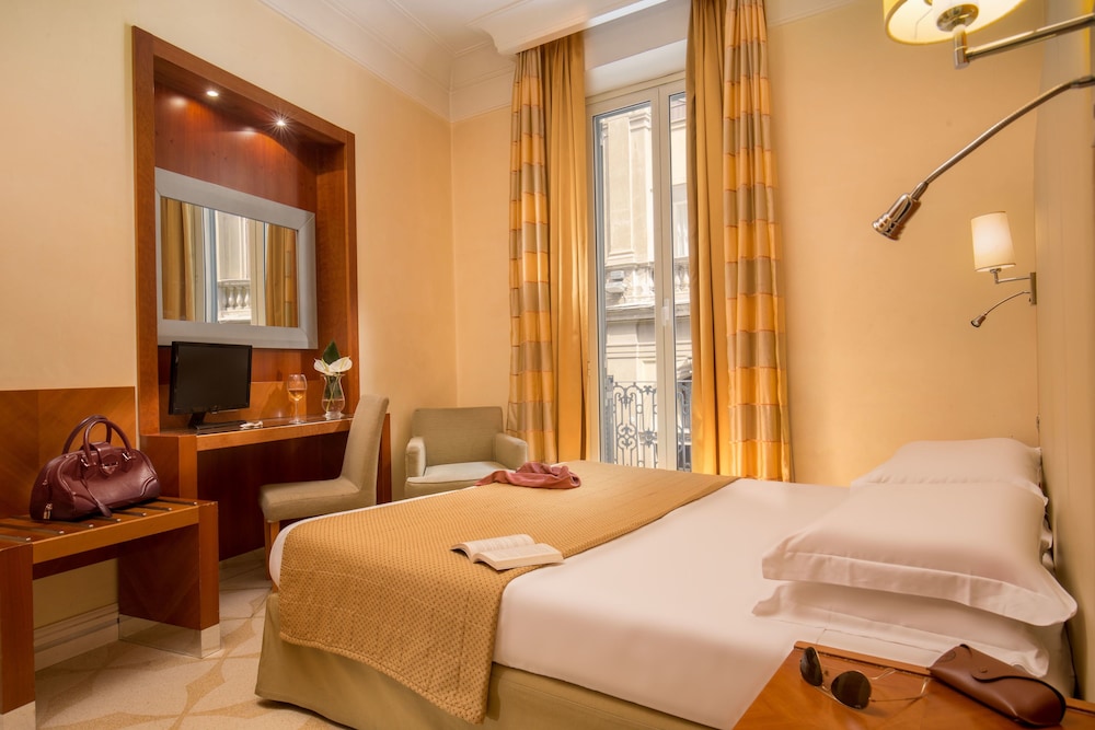 Suite Opera Rooms 23/35
