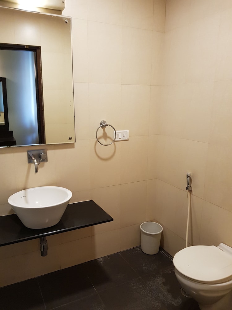 HOTEL SIDDHARTA 20/22