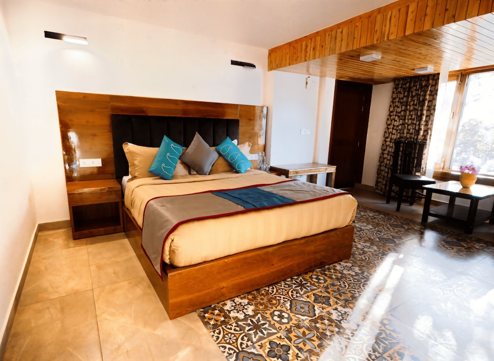 juSTa Lake View Residences, Nainital 17/35
