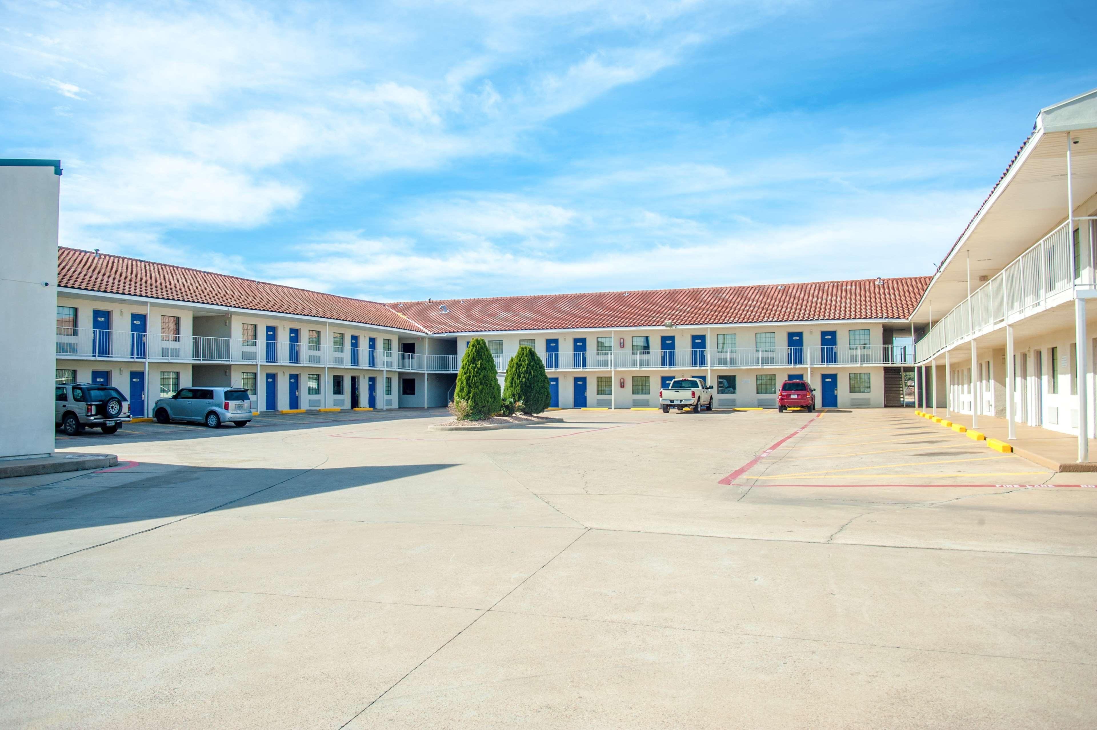 Motel6 Corsicana, TX 27/30