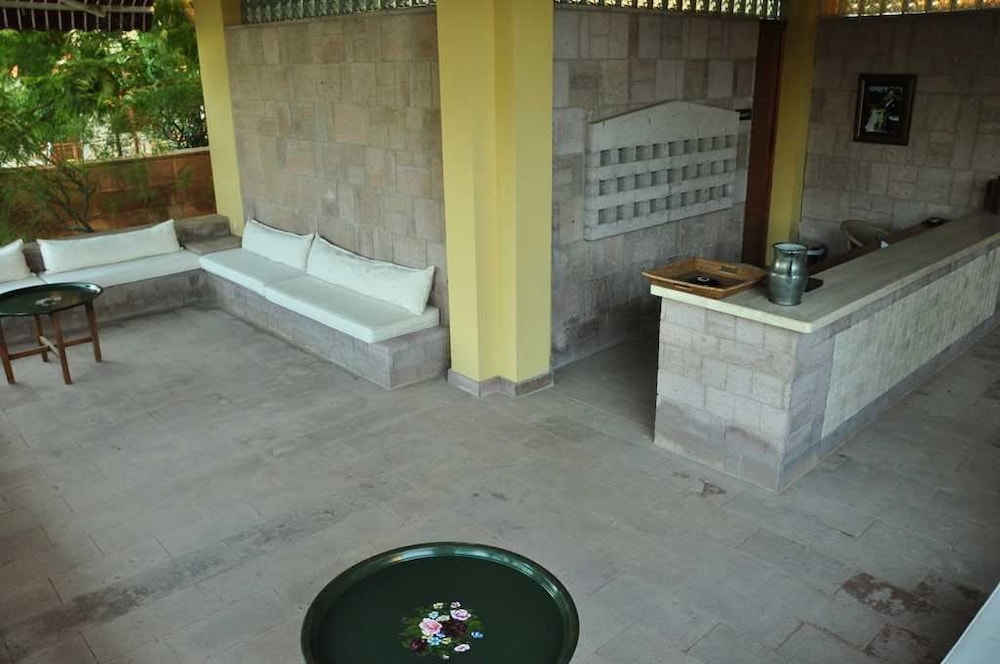 Palm Court Suites 19/48