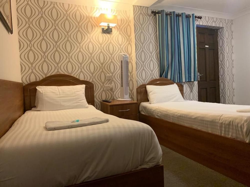 Twickenham Guest House 17/49