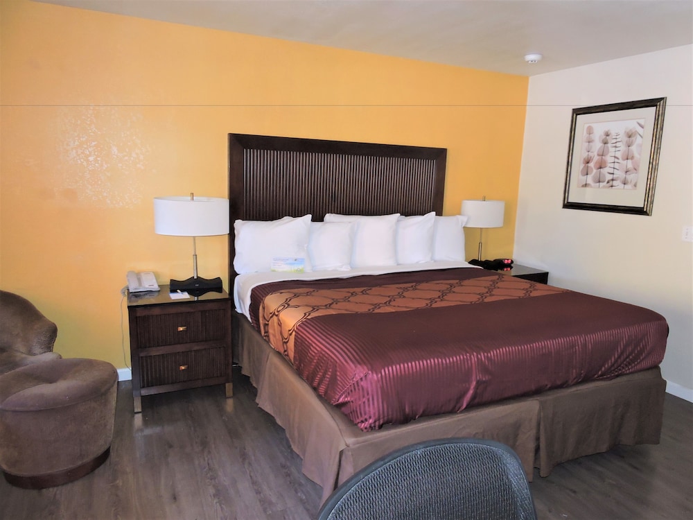 Mission Inn and Suites 12/22