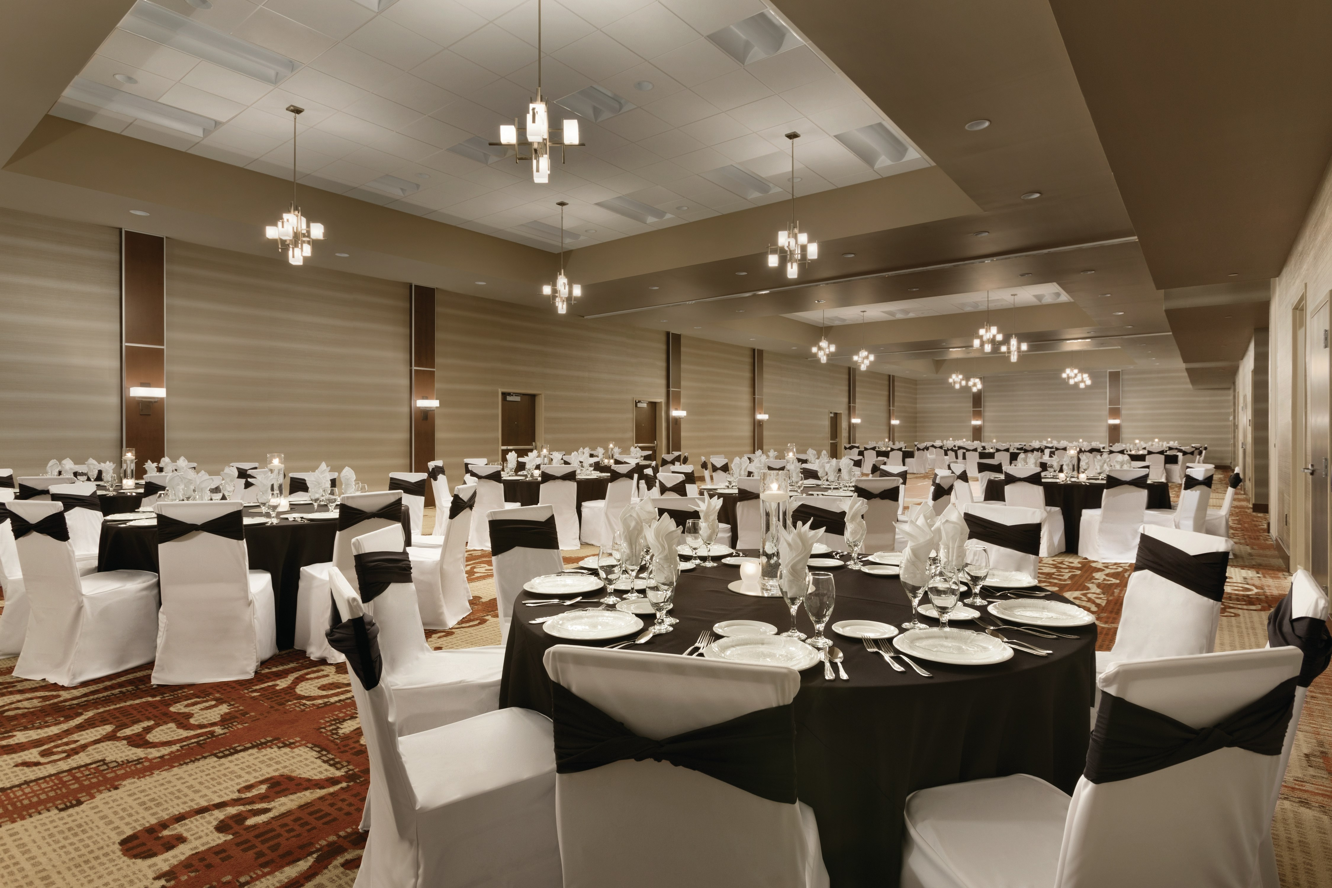 Embassy Suites Akron-Canton Airport 37/58
