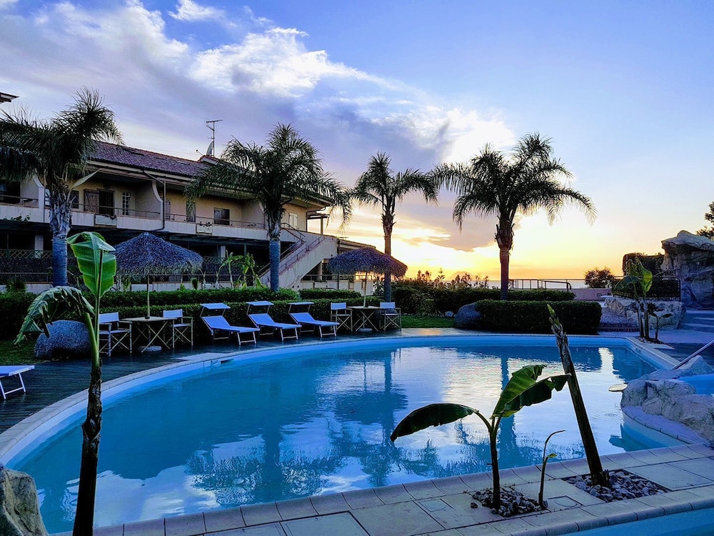 L'arcobaleno Resort 53/65