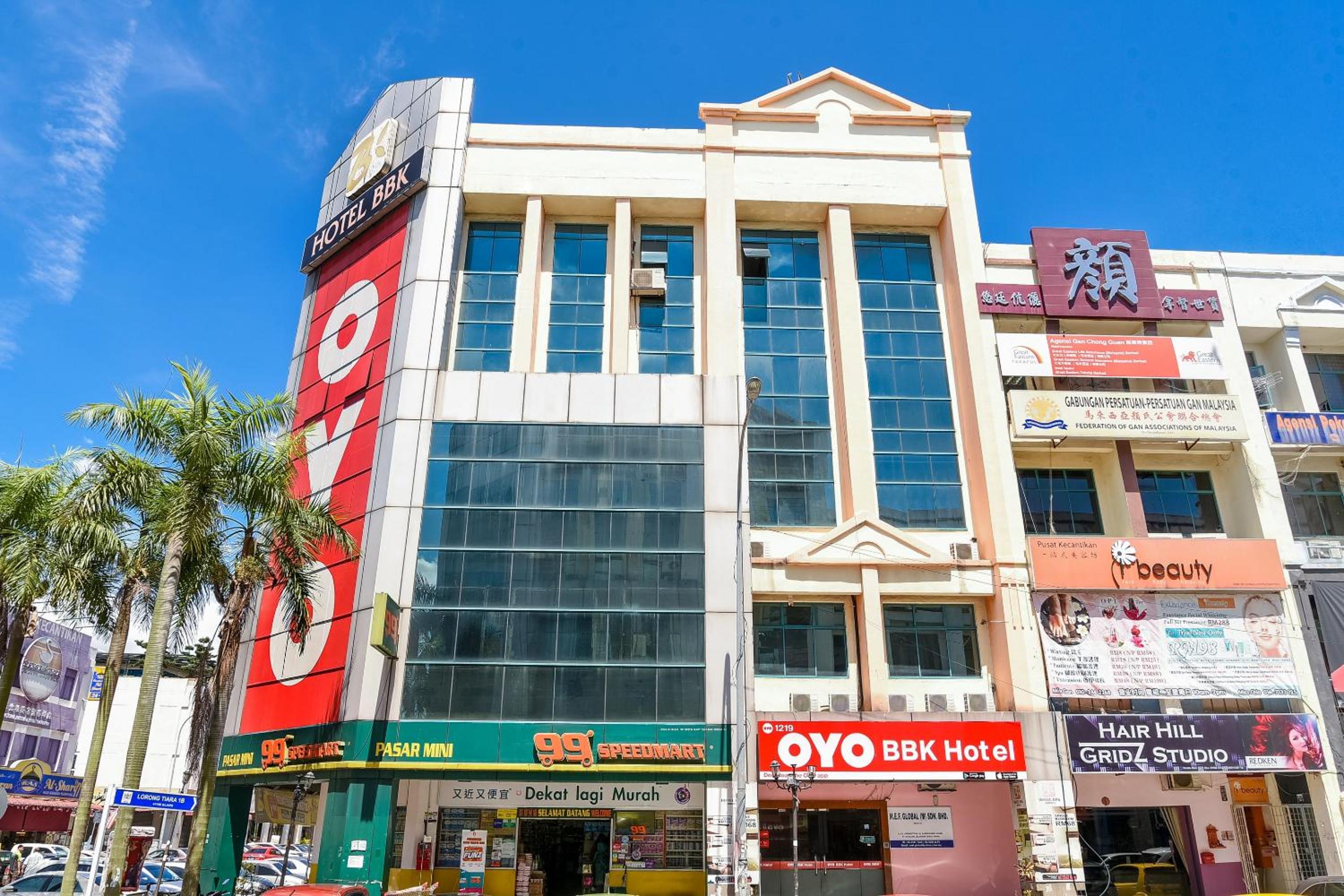 OYO 1219 Hotel Bbk