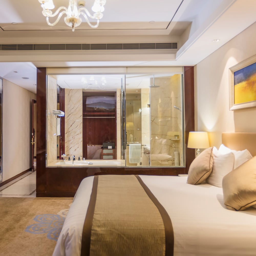 Dongwu New Century Grand Hotel Huzhou 12/31