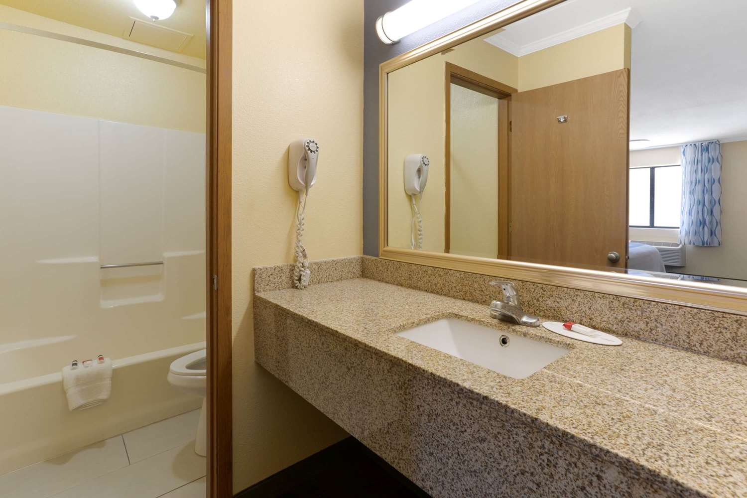 Days Inn by Wyndham Alamogordo/White Sands 20/22