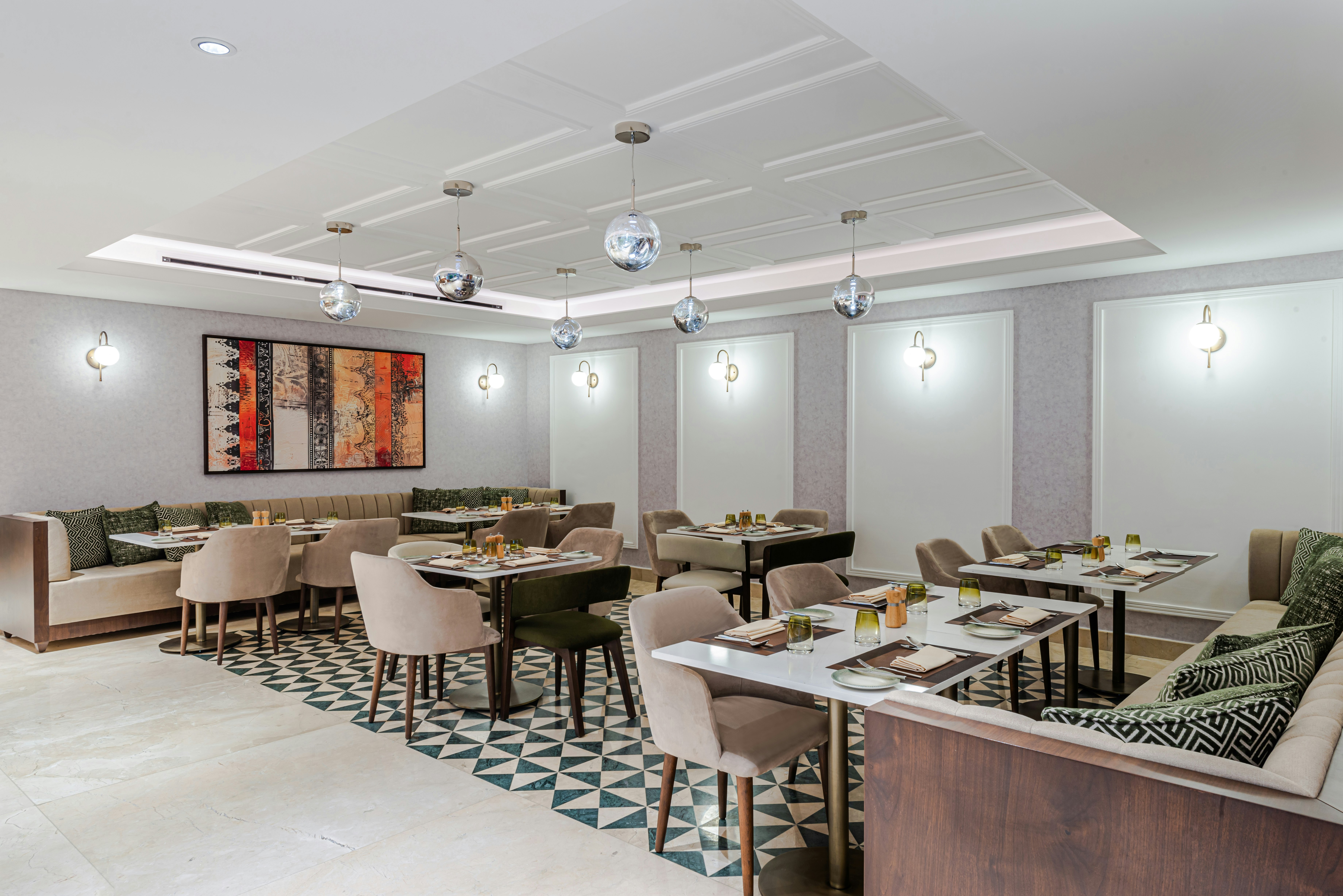 Doubletree by Hilton Amman Hotel & Residences 26/40
