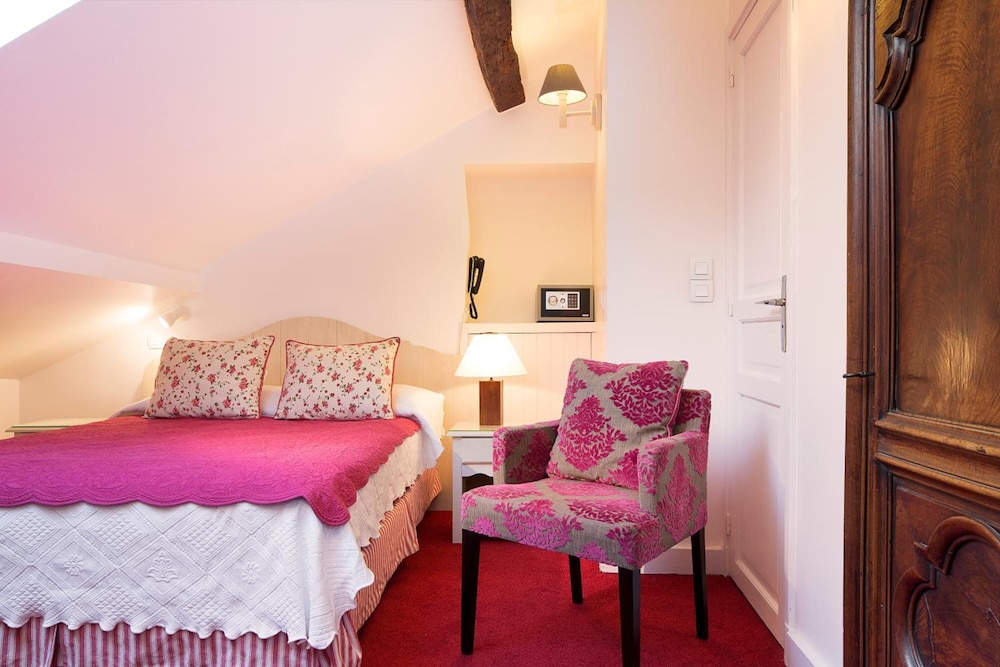 Hotel Du Cygne 26/31