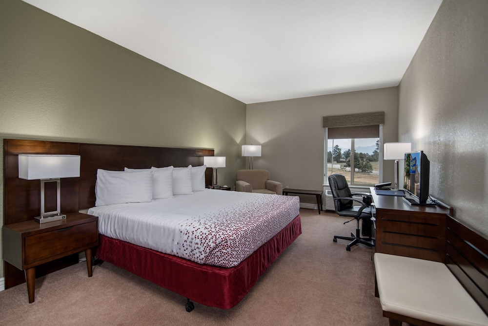 Hillside Inn 21/45