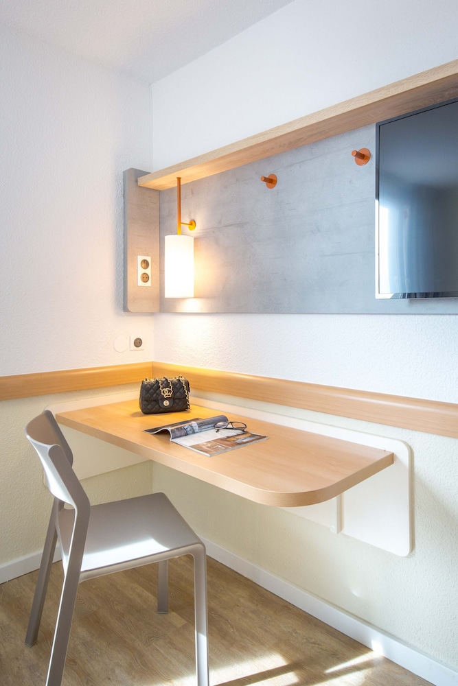 Ibis budget Frejus Saint Raphael Centre et Plage 54/64