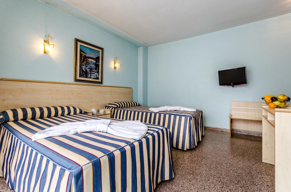 HOTEL MEDITERRANEO 5/52