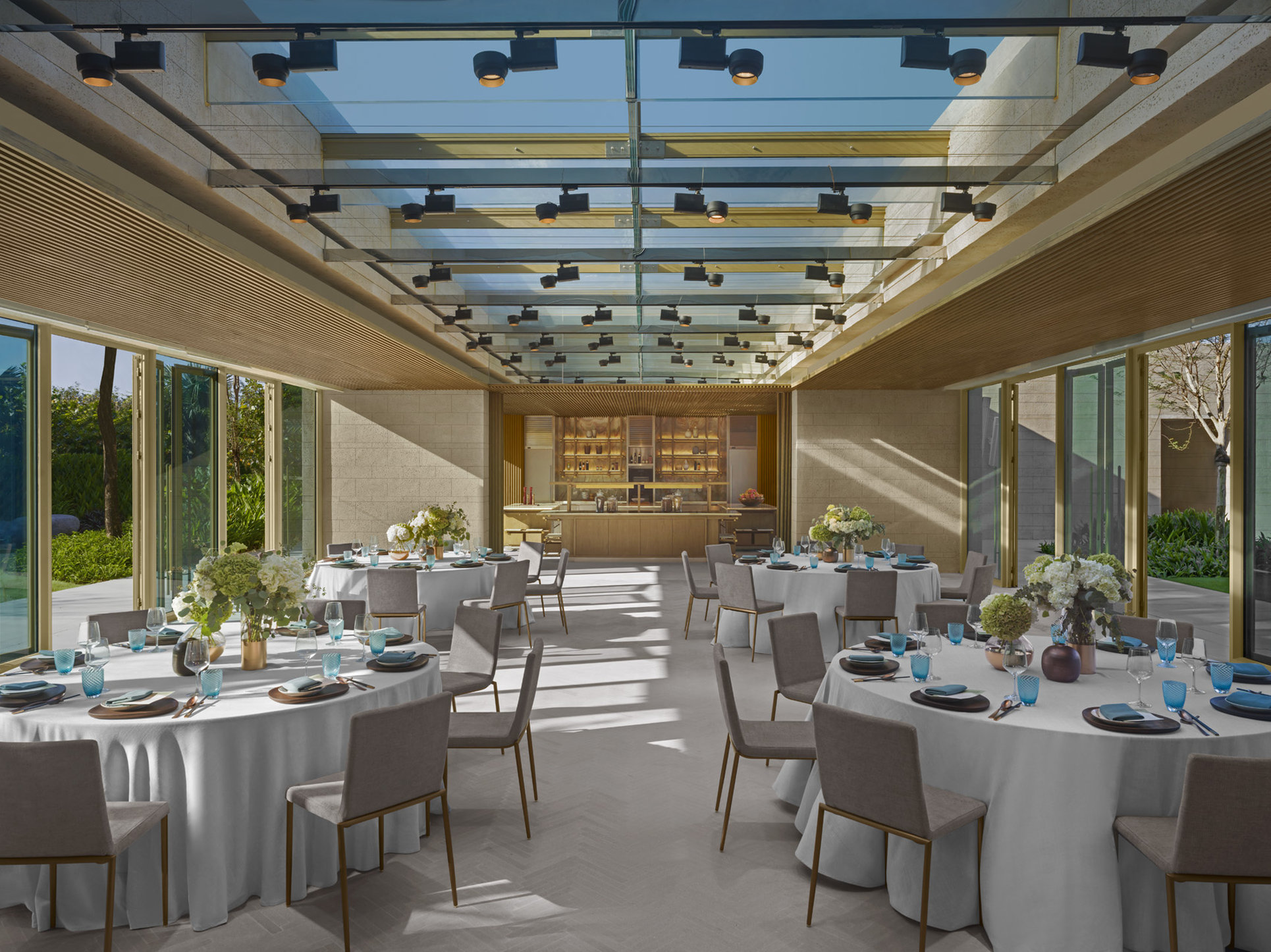 New World Hoiana Hotel 34/50