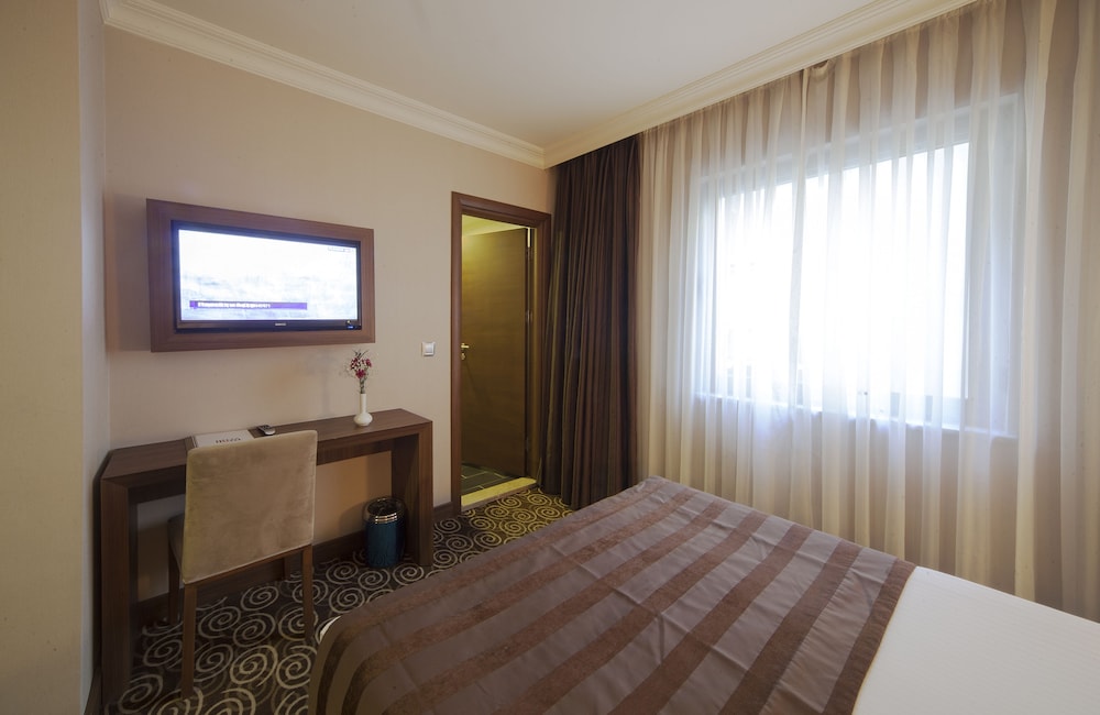 Delta Hotel Istanbul 32/72