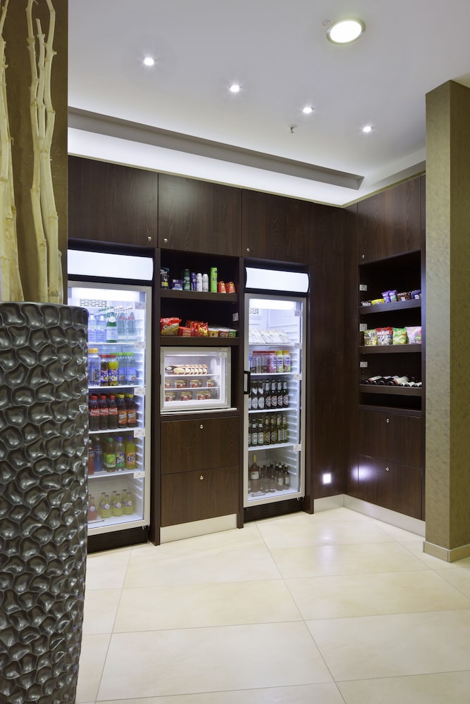 Courtyard By Marriott Hannover Maschsee 7/45