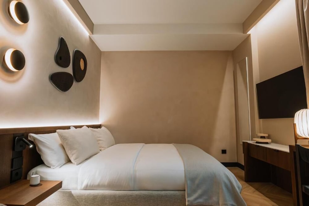 غرفة سوبيريور بسرير كوين، Trianon 8/10