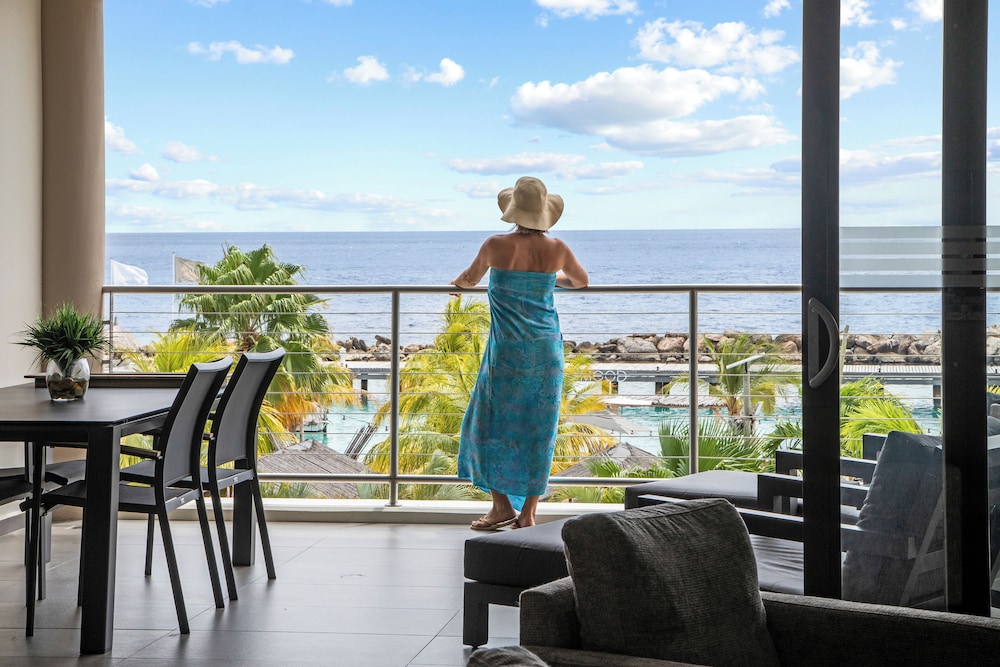 The Beach House Curacao 67/72