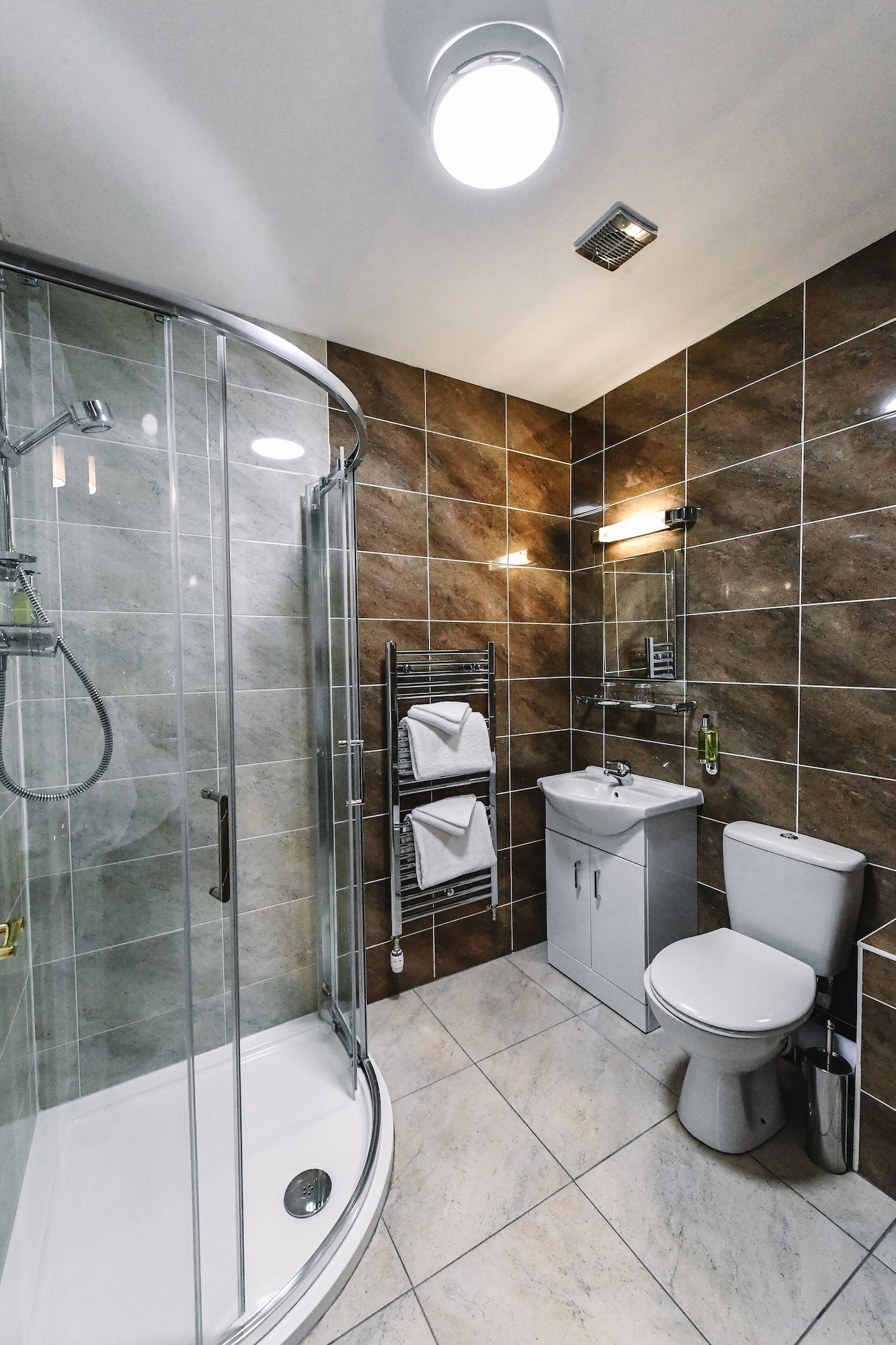 غرفة تنفيذية مفردة بسرير مزدوج، Fishers Hotel 8/10