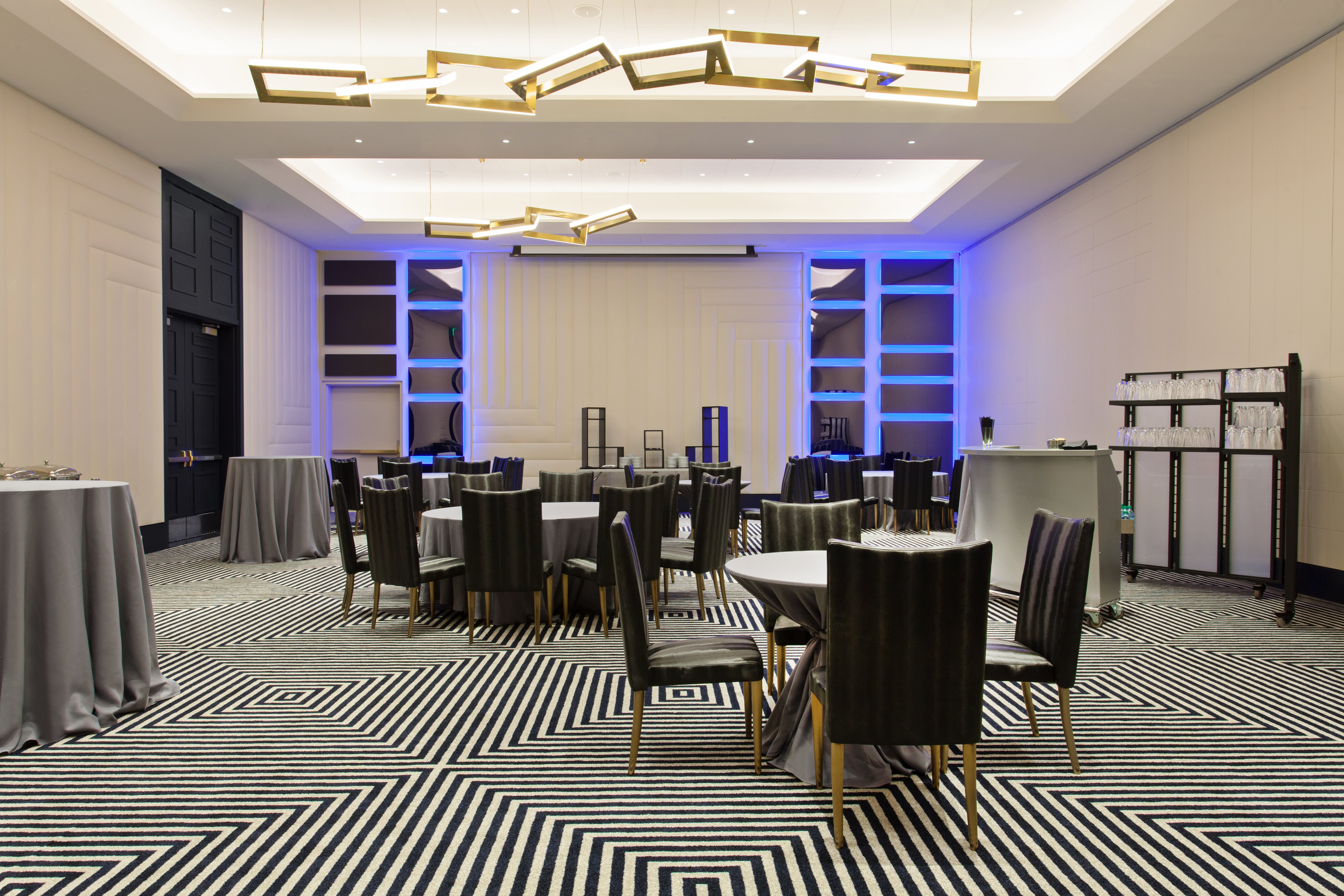HOTEL INDIGO LOS ANGELES DOWNTOWN 65/72