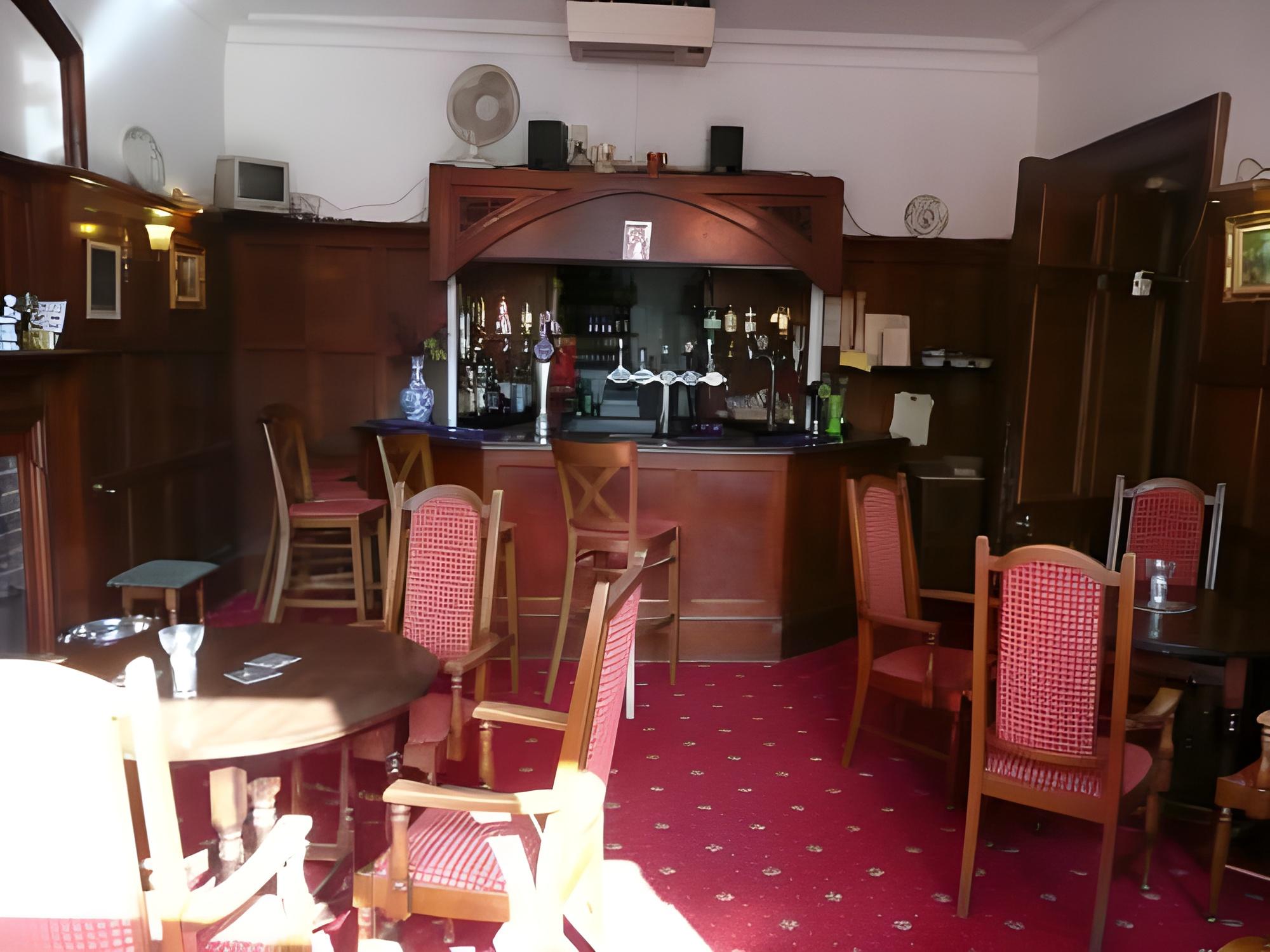The Lismore Hotel 16/24