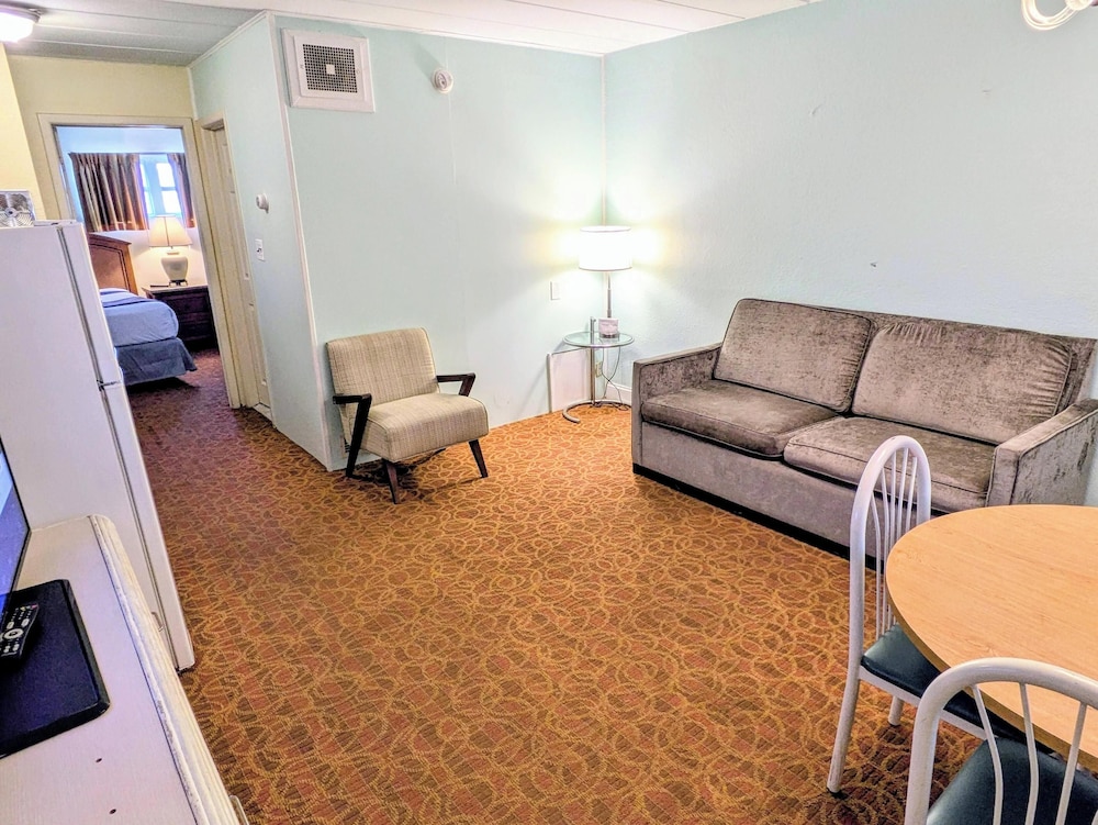 Quebec Motel 47/60
