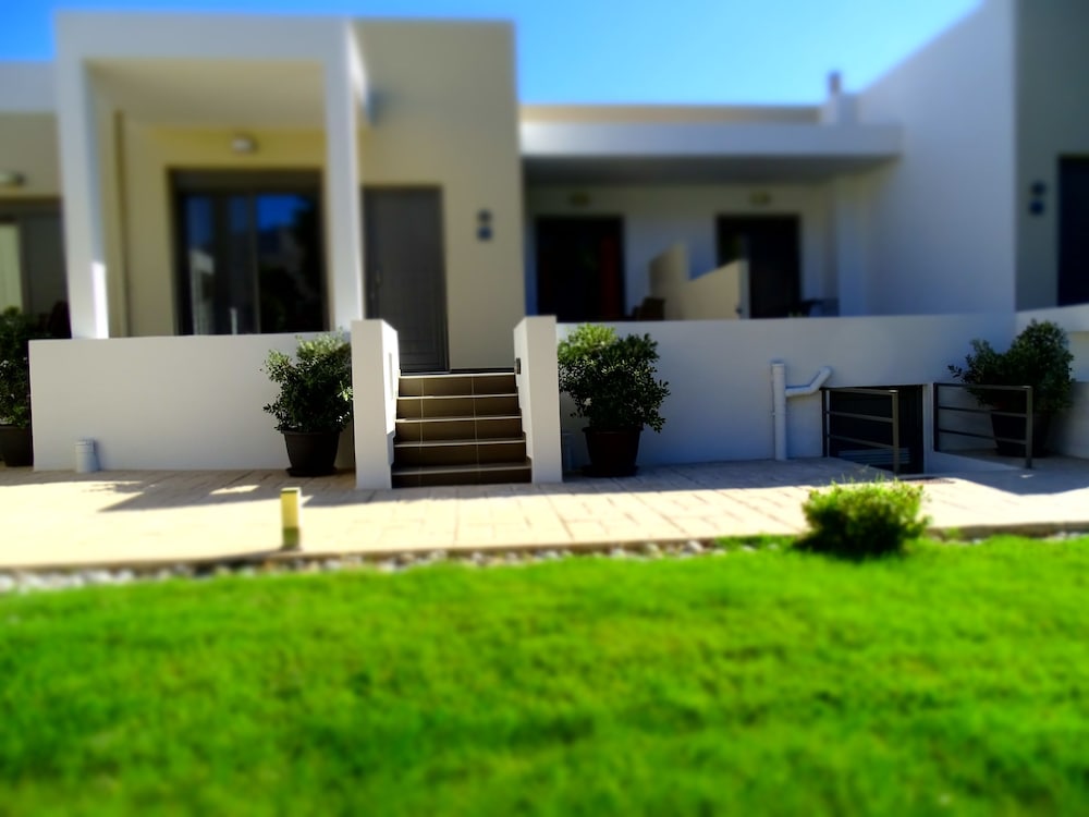 Plakias Suites 1/66