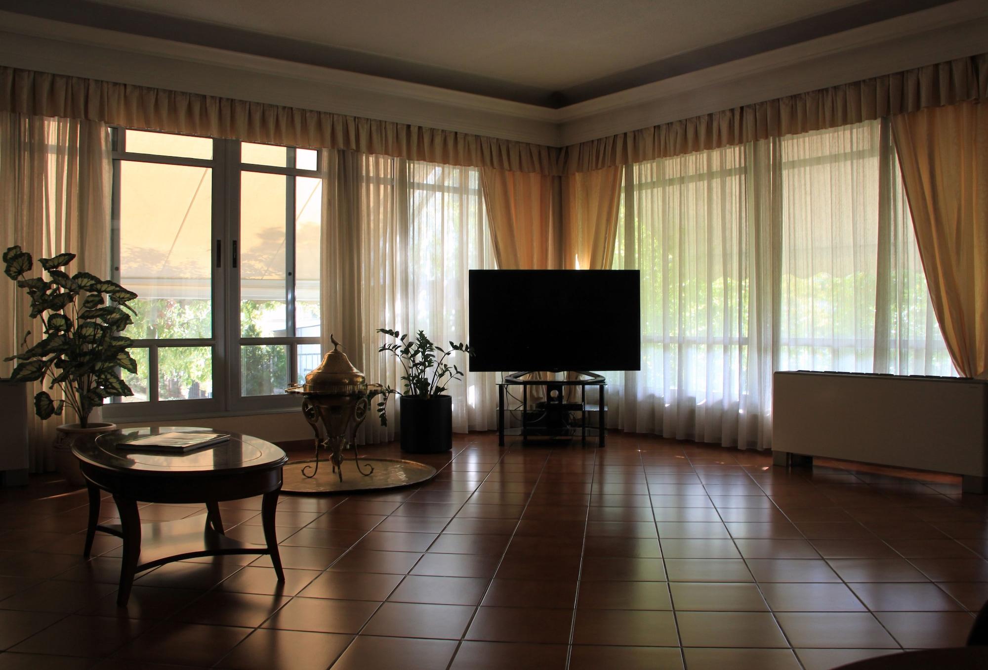 Platon Hotel 42/51