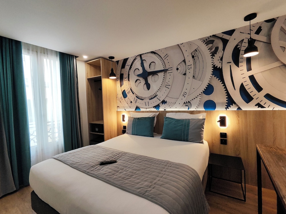 EXECUTIVE, DOUBLE BED