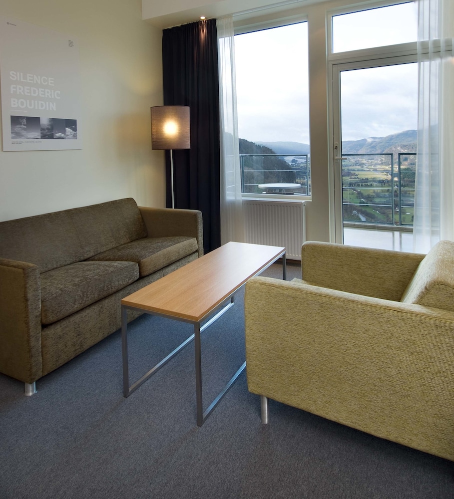 Utsikten Hotel & Resort 52/71