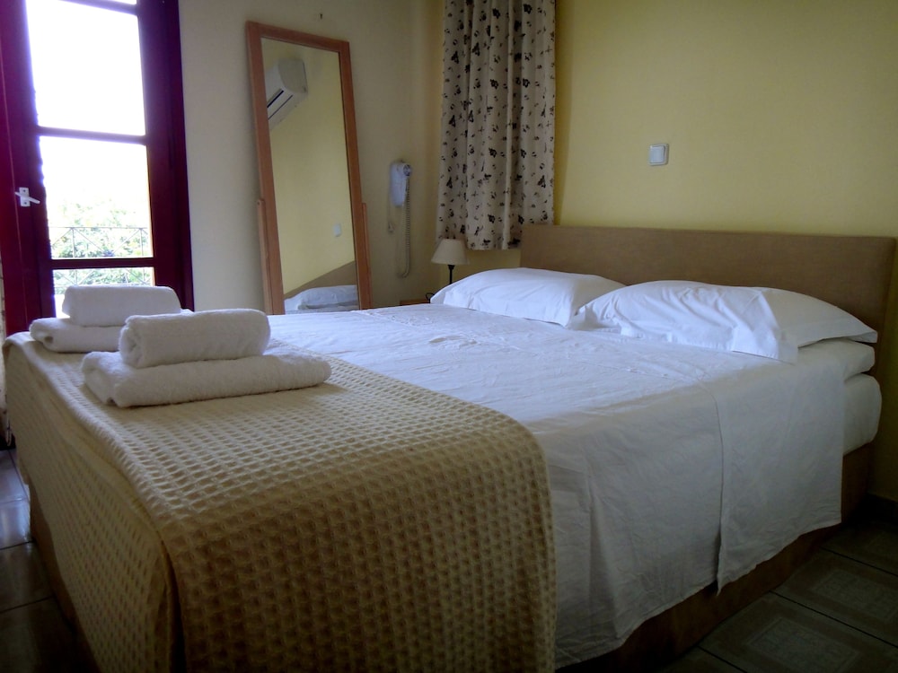 Victorias Rooms 8/23