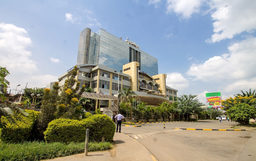 Panari Hotel 71/72