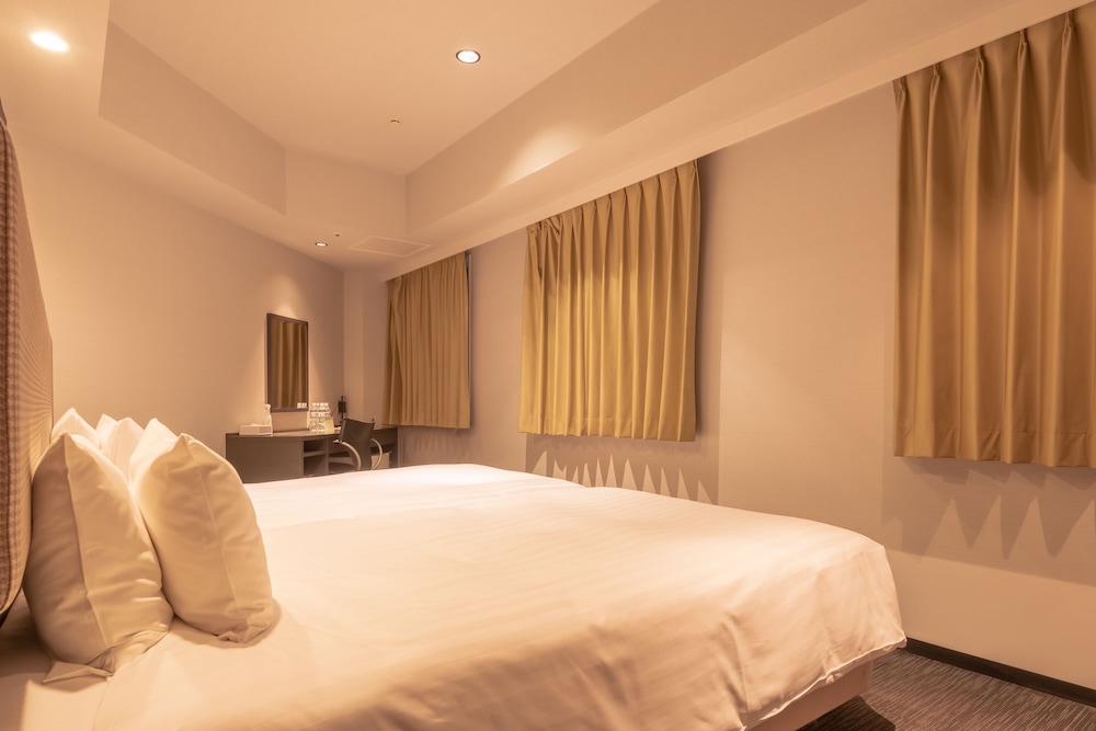E Hotel Higashi Shinjuku 47/63