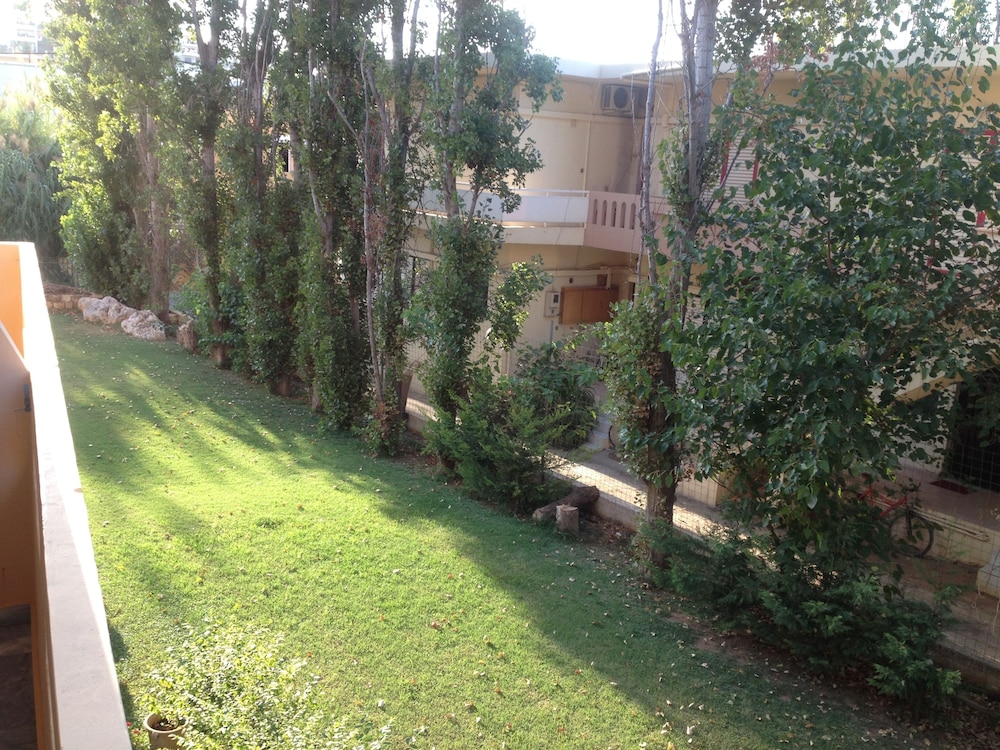 Kyriaki Hotel 59/64