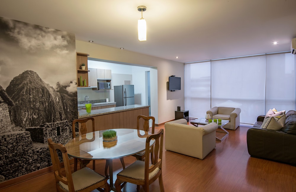 Mariel Hotel 38/53