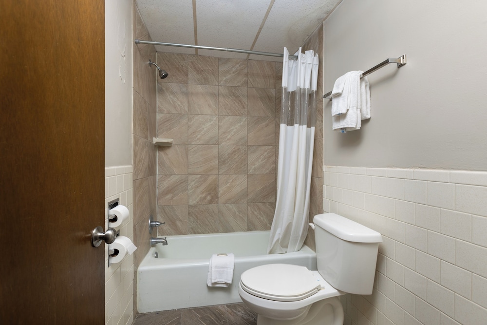 Days Inn by Wyndham Wheatland 42/42