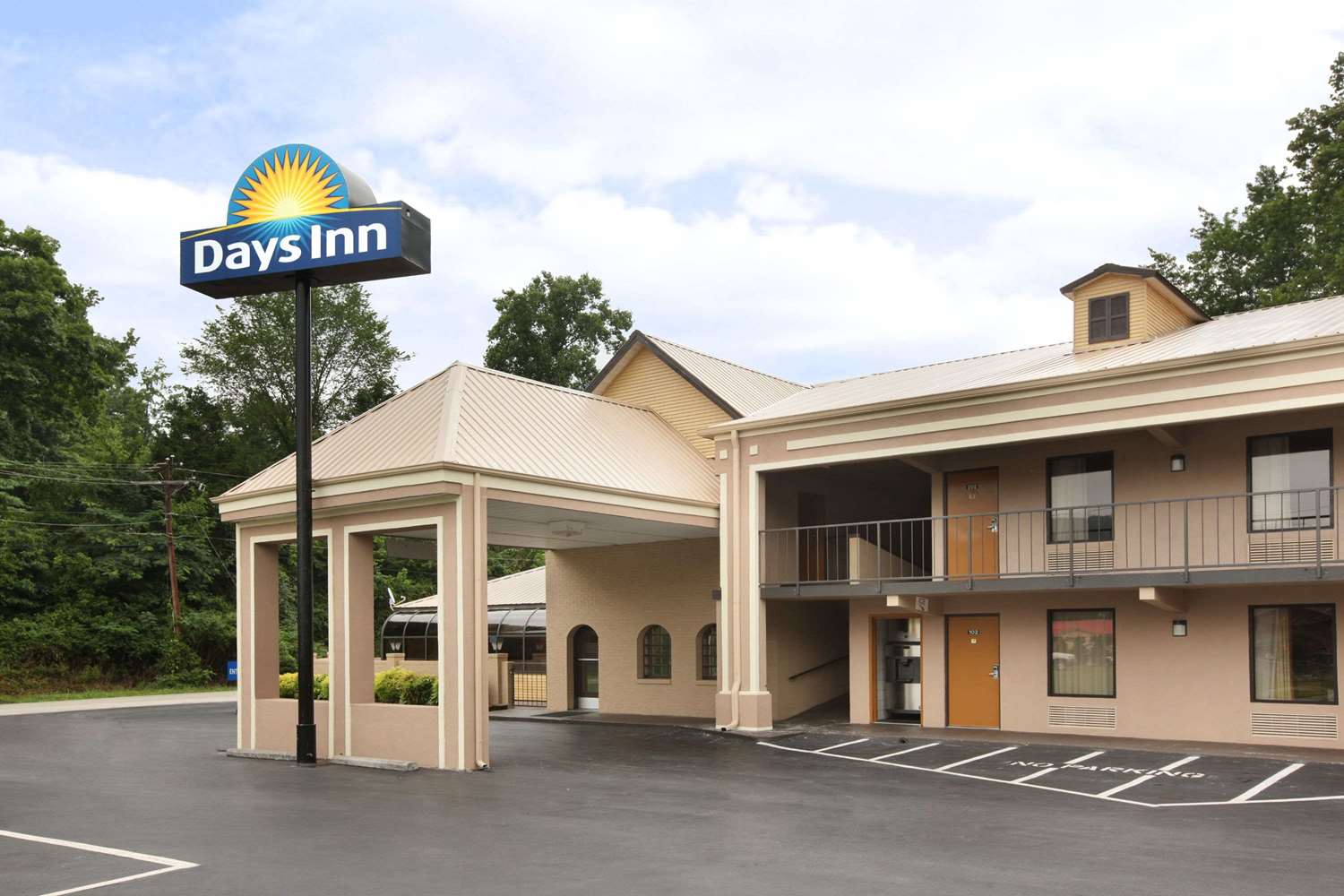 Days Inn by Wyndham Harriman 6/39
