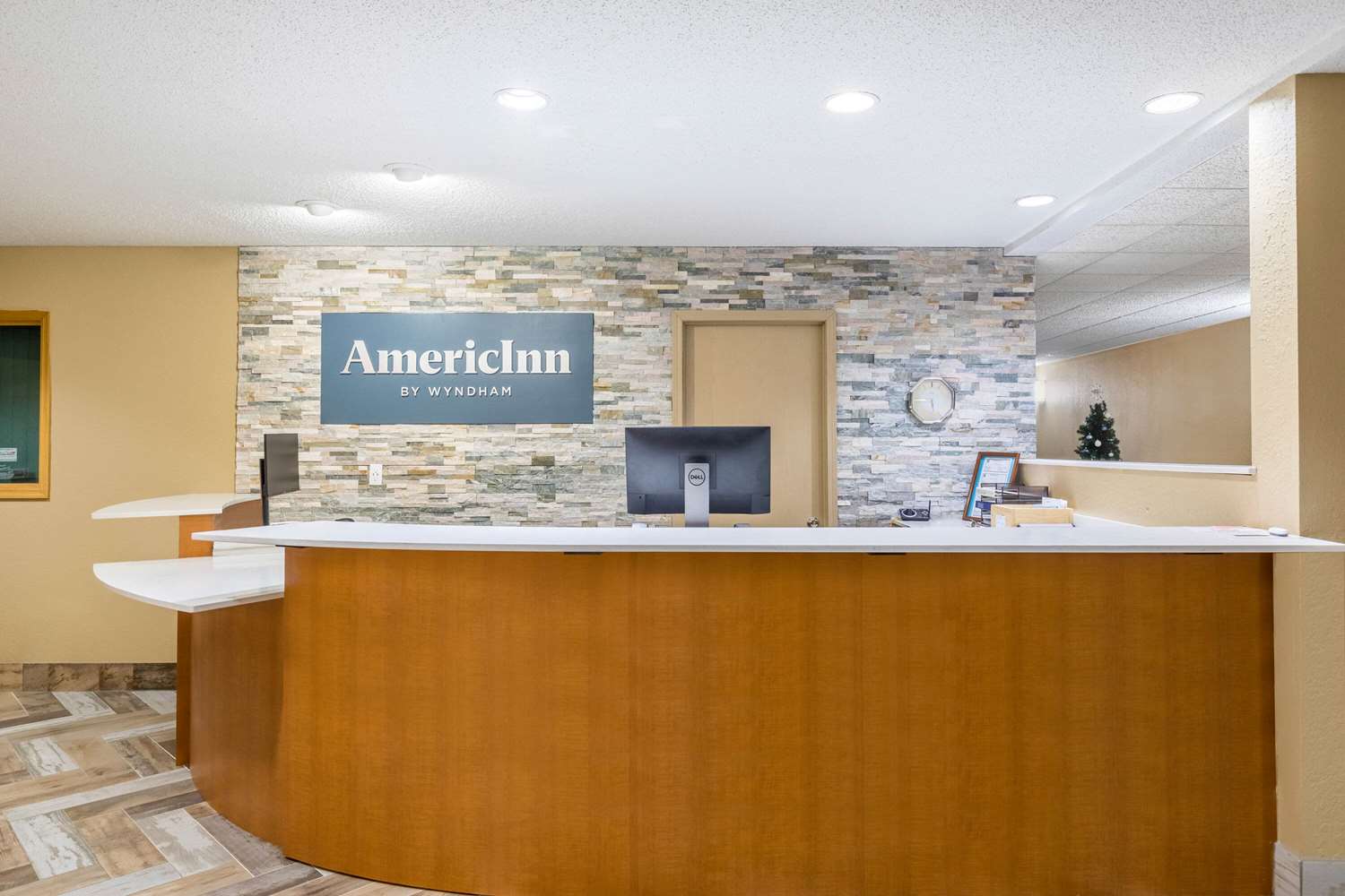Americinn By Wyndham Prairie Du Chien 10/42