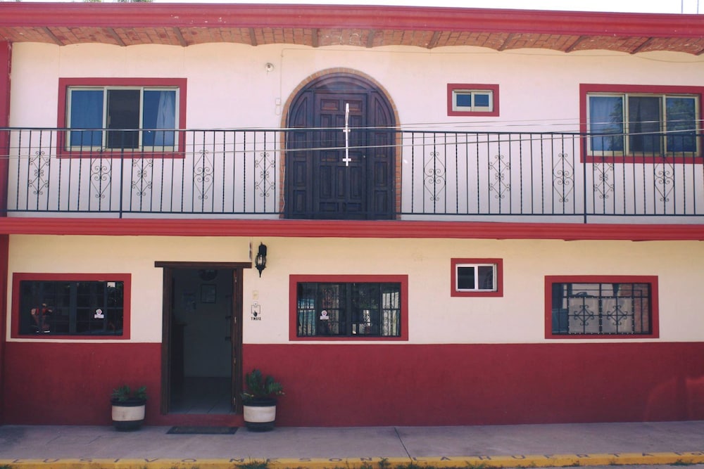 Meson La Huerta 1/30