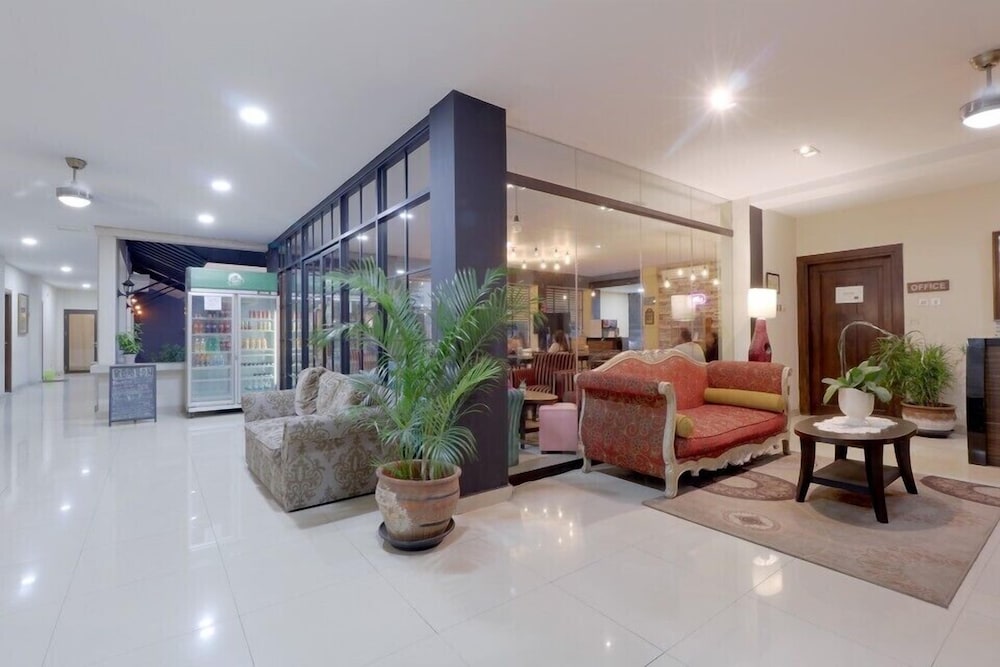 Mutiara Suites 6/60