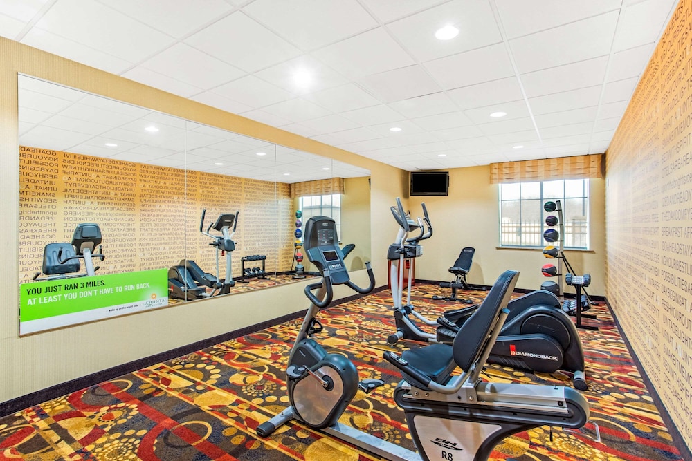 La Quinta Inn & Suites by Wyndham Ennis 24/50