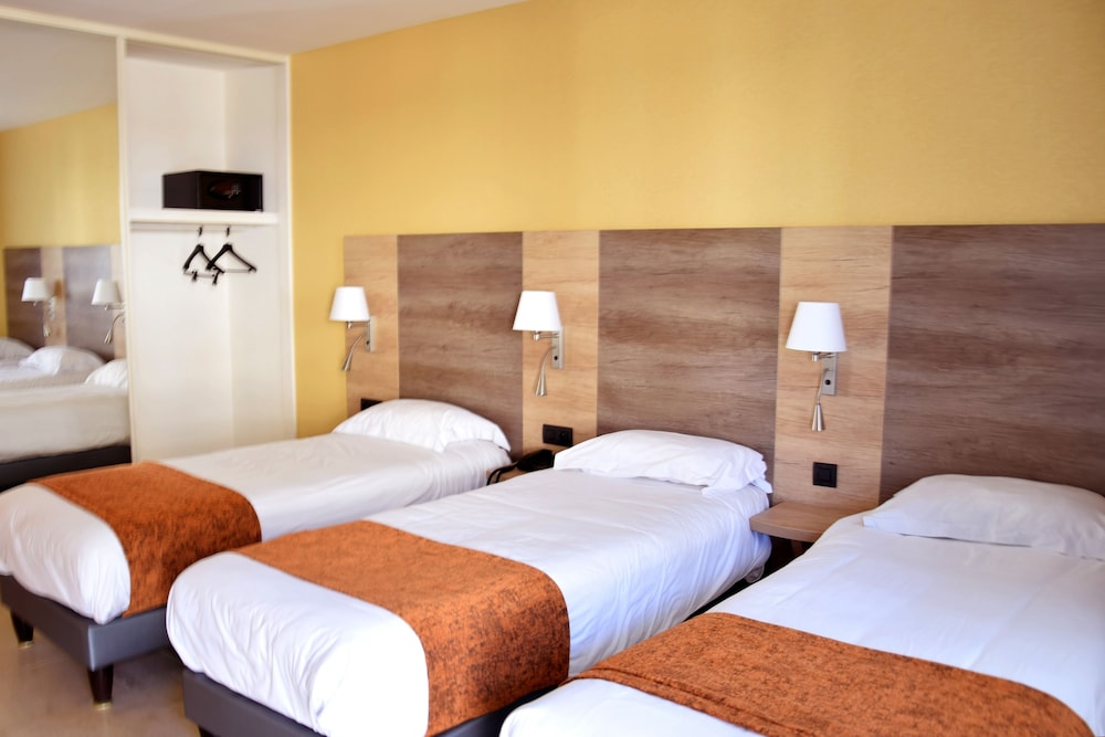 Hotel Des Sources 7/28
